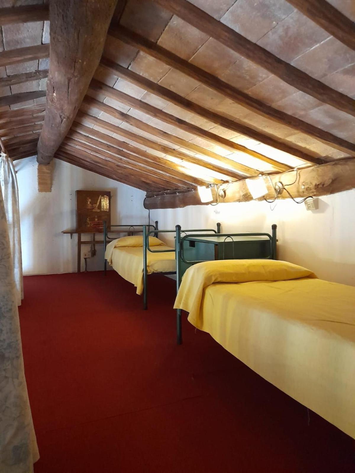 Podere Conte Racani Амелиа Экстерьер фото
